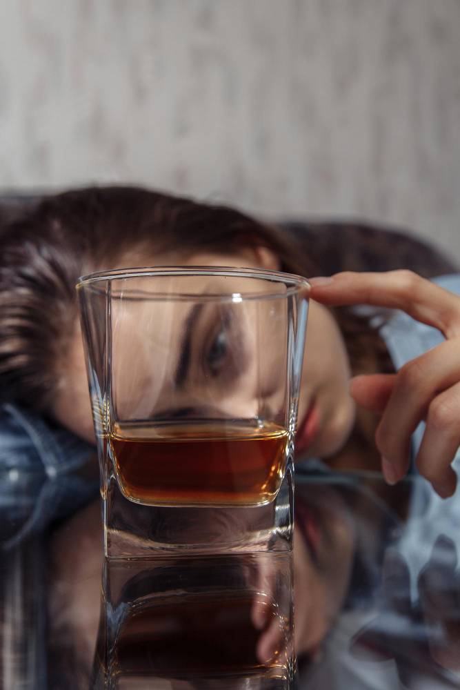 Jak Rzucić Alkohol i Odzyskać Kontrolę Nad Swoim Życiem