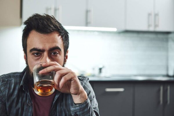 Psychoza alkoholowa: Jak rozpoznać?